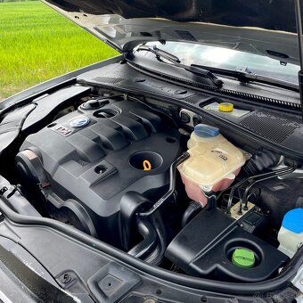 VW Passat Variant 1,9 TDI 96kW Highline, 6-rýchlostný, ťažné - 16