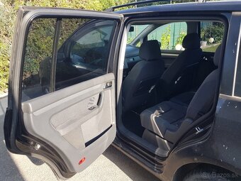 VW Touran - 16