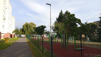NA PREDAJ 3-IZBOVÝ BYT so zariadením - 16