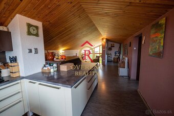 NOVINKA V PONUKE  Rodinný dom s dvomi samostatnými bytovými - 16