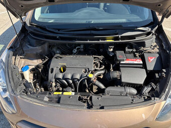 Hyundai i30 1.4i MPI DOHC CVVT Comfort - 16