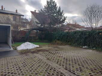 Na prenájom 2 izbový byt na Skladnej aj park.miestom - 16