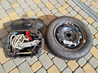 VW Polo 9N predná kapota - 16