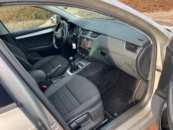Škoda Octavia Combi 2.0 TDI Style 4x4 EU6 - 16