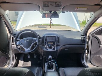 Hyundai i30 CW 1.6 CRDi VGT Premium 85kw - 16