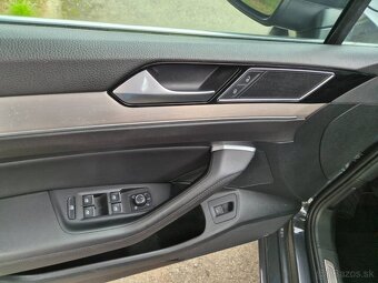 Volkswagen Passat Variant 2.0 TDI EVO Elegance - 16