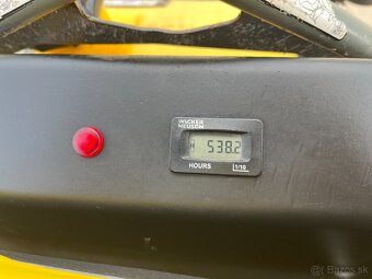 Hladička betónu s pojazdom Wacker Neuson CRT 36-25 Husqvarna - 16