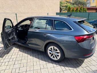 Škoda Octavia Combi 2.0 TDI DSG Style - 16
