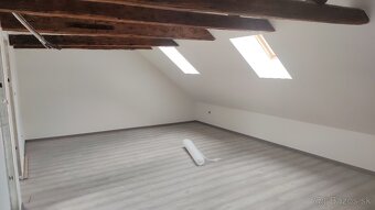 Predaj výnimočného domu v centre mesta-ešte je voľný - 16