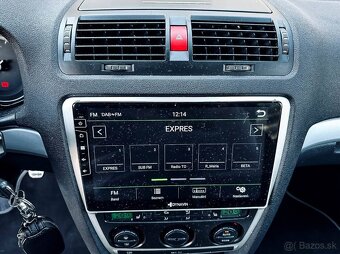 Škoda Octavia 2.0 TFSI RS 147 kW - 16