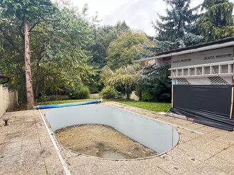 RD (4+1) s garážou a 1259 m2 pozemkom v Hubine - 16