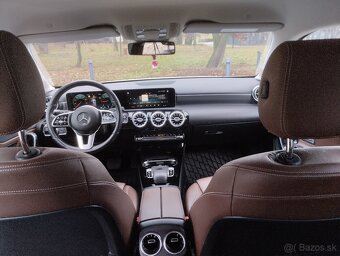 Mercedes Benz A180d AT7 - 16