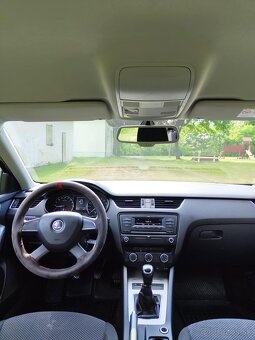 Škoda Octavia 1.6 TDI Ambition - 16