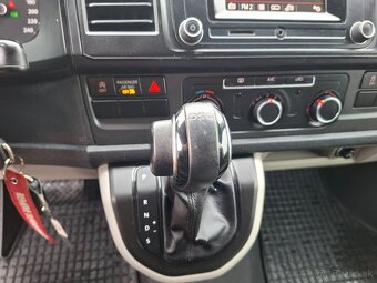 Volkswagen T6 2.0 TDI 150k DSG 4MOTION 4X4 - 16