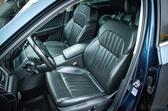 ŠKODA SUPERB Combi 2.0 TDI 190k 4x4 DSG 2016 - 16