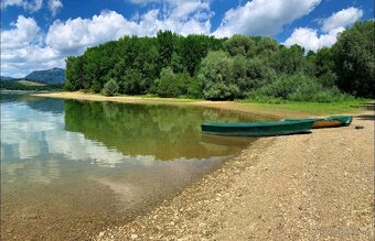 🌿 Rekreačný pozemok s chatkou len 70 m od Liptovskej Mary – - 16