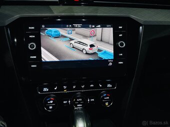 Volkswagen Passat Variant 2.0 TDI business DSG - 16