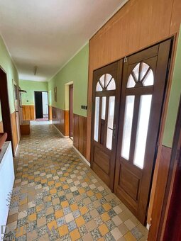 Veľký rodinný dom v centre obce Pobedim, pozemok 807m2 - 16