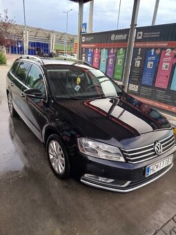 Volkswagen Passat B7 1.6 tdi 77kwVariant - 16