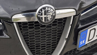 Predám Alfa Romeo 159 SW Ti 1.9 JTDm 150 koní - 16
