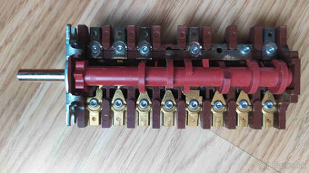 Elektroinštalačný materiál - 16