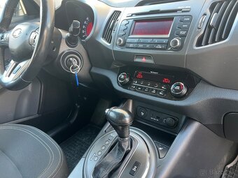 Kia Sportage 2.0 CRDI 100kw 4x4 AWD Automat - 16