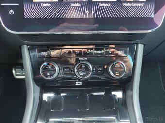 Škoda Superb III TSi DSG 280ps 4x4 CANTON KAMERA TAŽNÉ - 16