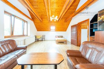NA PRENÁJOM 5 IZBOVÝ RODINNÝ DOM S VEĽKÝM POZEMKOM 2864m2 |  - 16
