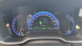 Toyota Corolla sedan 1,8 hybrid Comfot Tech + Techpack 72KW  - 16