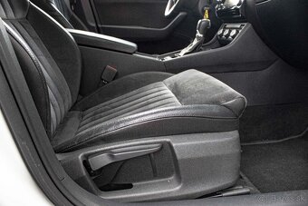 Škoda Superb Combi - 16