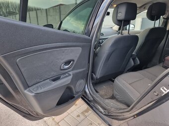 Renault Megane 1.6 benzín - 16