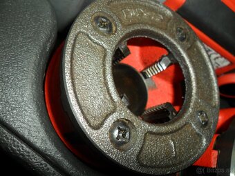 Závitorez RIDGID 2" - 16