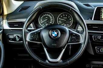 BMW X1 20i xDrive 8AT (odpočet DPH,1.majiteľ, nízky nájazd) - 16