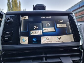 ===Peugeot 208=== - 16