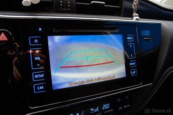 Toyota Auris 1.6 l D-4D - 16