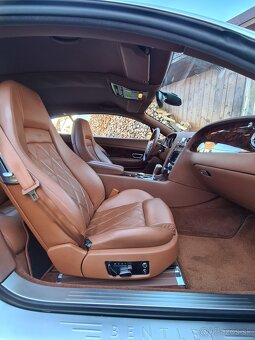 Bentley Continental GT 6.0 W12 - 16