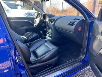 Ford Mondeo ST220 - 16