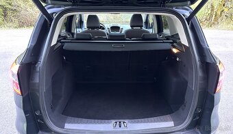 FORD KUGA 2.0TDCi 4X4, AUTOMAT, LED, PANORÁMA, NAVI, ŤAŽNÉ - 16