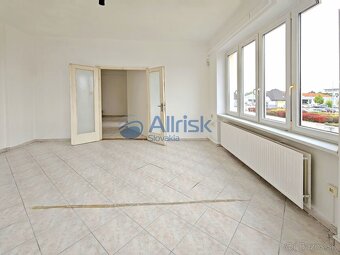 Prenájom komerčných priestorov na Zelenečskej 1, Trnava – op - 16