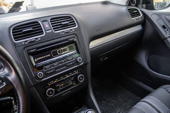 Volkswagen Golf 2.0 TDI Match Edition Premium - 16