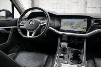 Volkswagen Touareg 3.0 V6 TDI SCR 286k 4Motion Tiptronic - 16