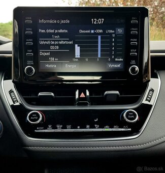 Predám  Toyota Corolla 1.8 Hybrid e-CVT Comfort, 72kW, A/T - 16