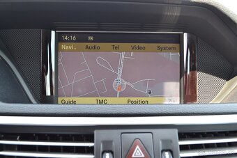 Mercedes-Benz E trieda Kombi 350CDI - 16