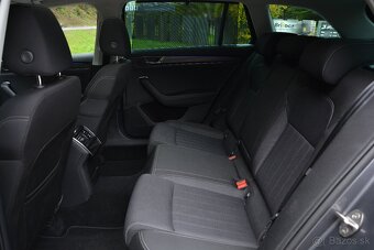 ✳️  Škoda Superb Combi 2.0 TDI Style DSG - 16