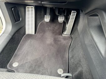 Predám VW SCIROCCO 1.4 TSI R LINE - 16