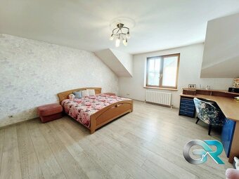 Znížená cena Exkluzívne Ponúkame Vám na predaj rodinnú vil - 16