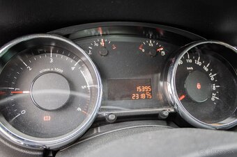 Peugeot 5008 1.6 HDi, 84kW, M6 - rv. 2015 - 16