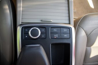 Mercedes-Benz ML350 BLUETEC 4MATIC - 16