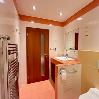 Prenájom 2-izbového bytu – Nové Mesto - 16