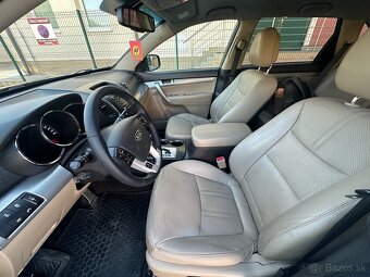 Kia Sorento 2,2 Crdi 4x4 automat TOP stav - 16